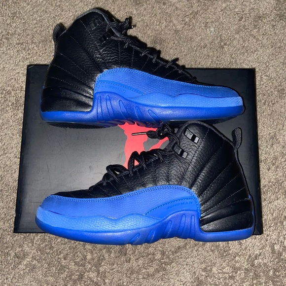 Jordan retro 12s royal blue